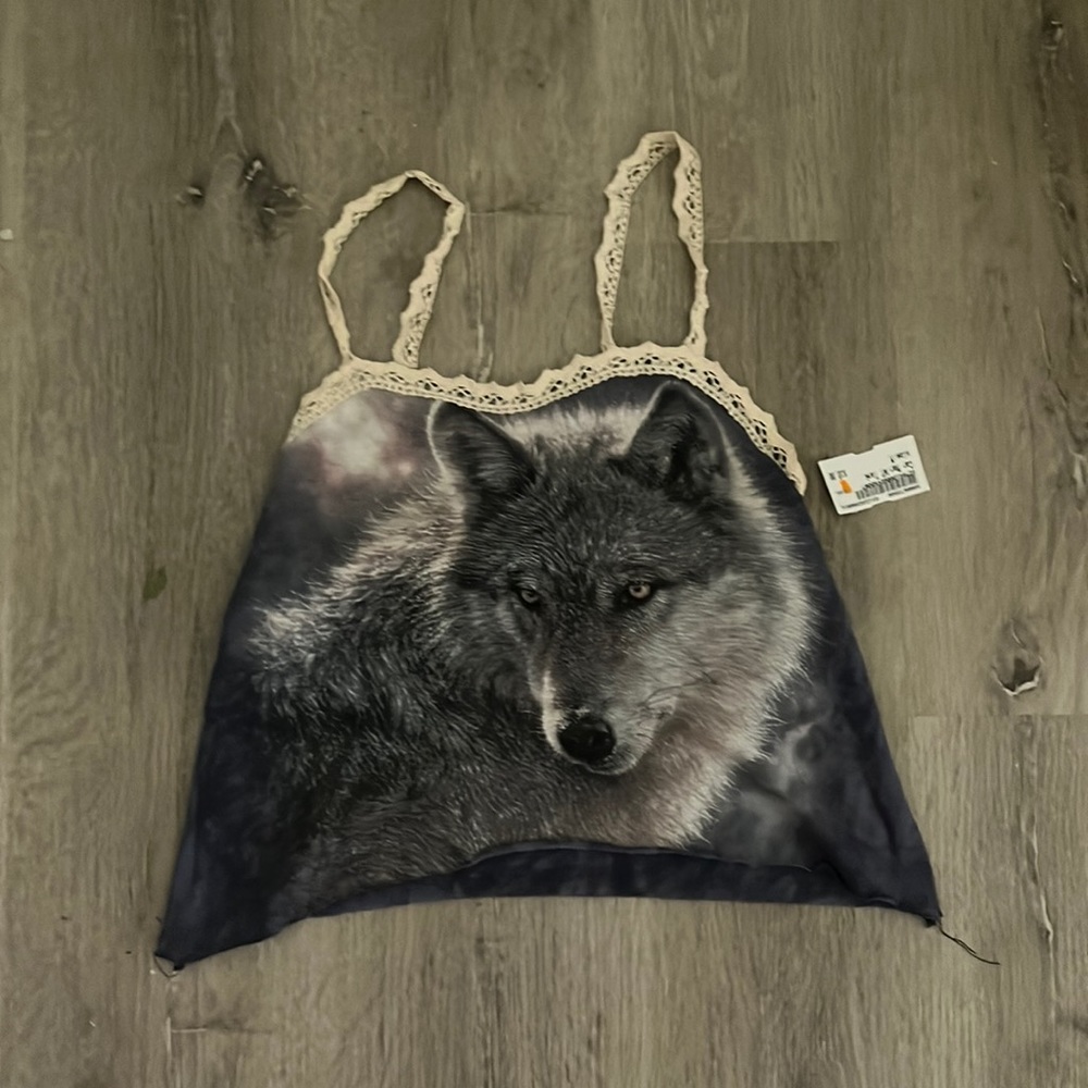 Wolf crop top